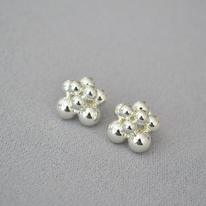 Klassinen Kulta Korvarengas ajattomalla viehätyksellä