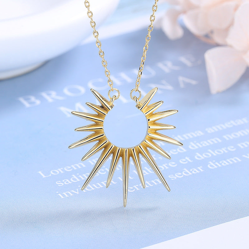 Romanttinen Kulta Kaulakoru erityisiin hetkiin