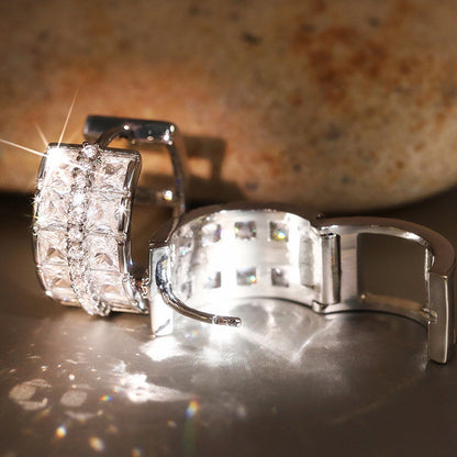 Elegantti Koru jokaiseen tilaisuuteen