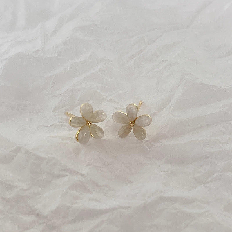 Hurmaava Korvarengas jokaiseen tilaisuuteen