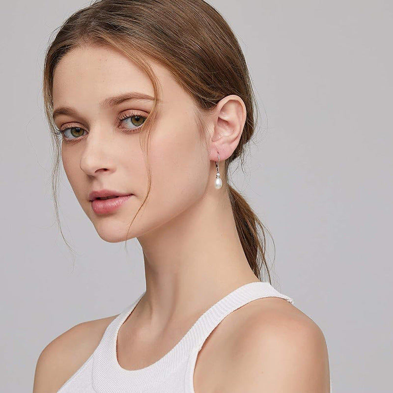 Hurmaava Helmi Korvarengas jokaiseen tilaisuuteen