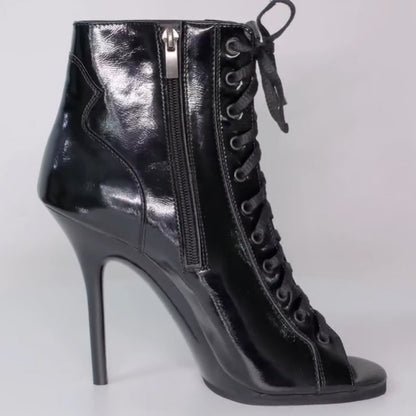 Klassiset Ortopediset Saappaat Ajattomalla Tyylillä