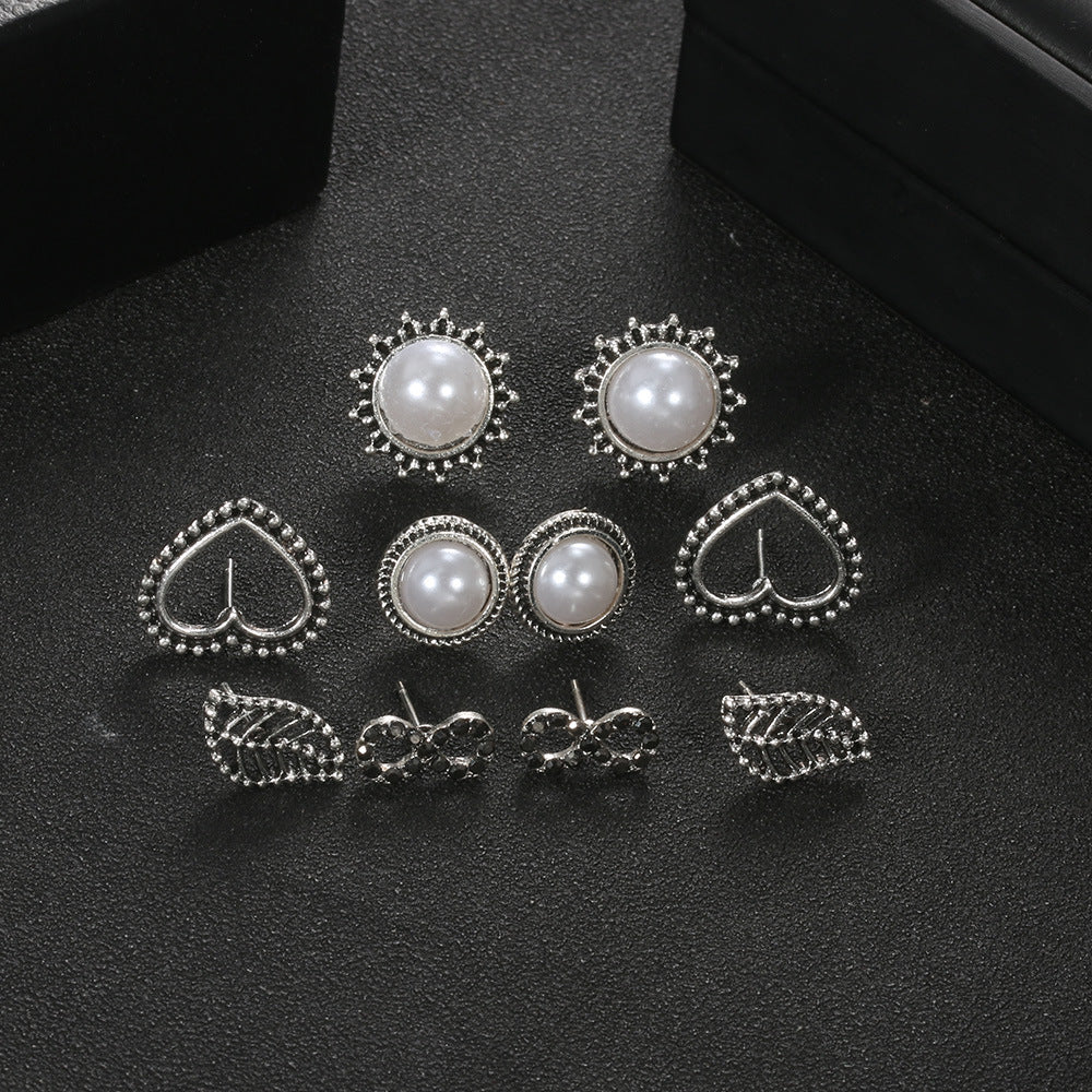 Klassinen Helmi Korusetti ajattomalla viehätyksellä