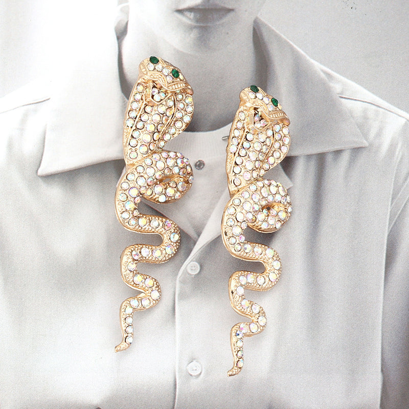 Kaunis Korvarengas ainutlaatuisella tyylillä