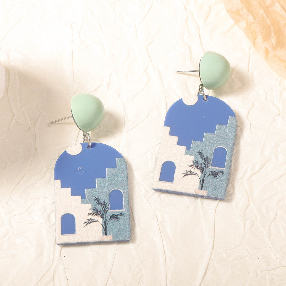 Hurmaava Korvarengas jokaiseen tilaisuuteen