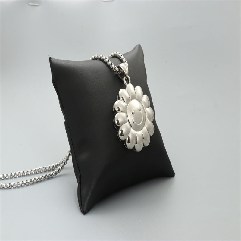 Herkkä käsityö Kaulakoru