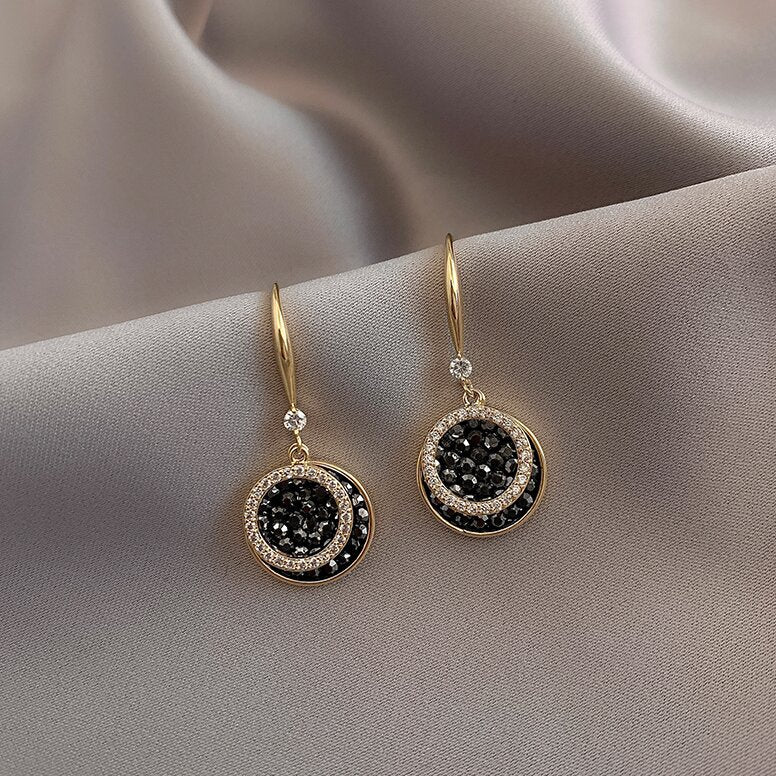 Käsintehty vintage Korvarengas