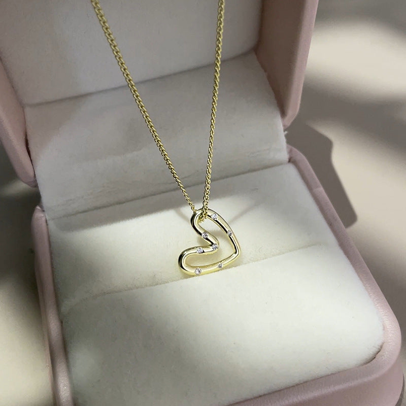 Elegantti Koru jokaiseen tilaisuuteen