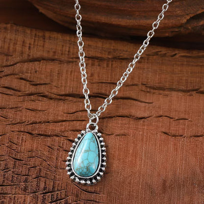 Käsintehty vintage Korvarengas