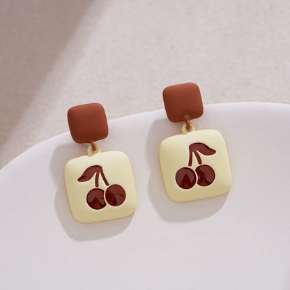 Klassinen Korvarengas ajattomalla viehätyksellä