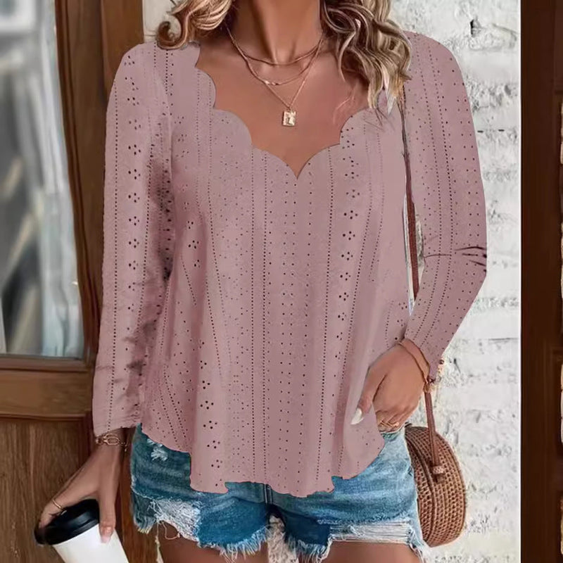Effortlessly Elegant Blouse with a Timeless Design