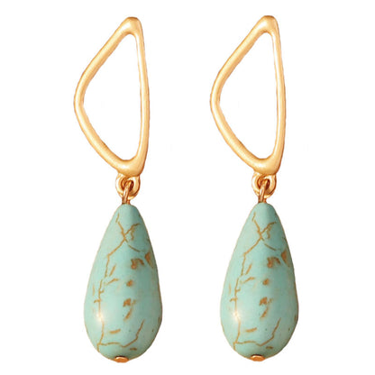 Klassinen Korvarengas ajattomalla viehätyksellä