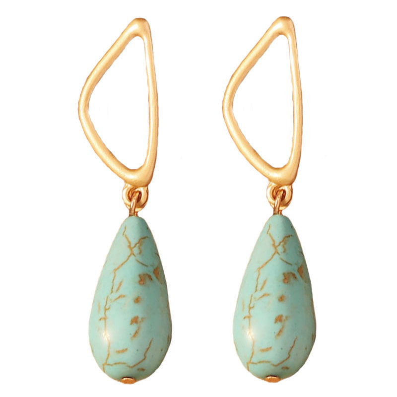 Klassinen Korvarengas ajattomalla viehätyksellä