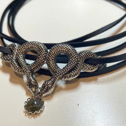 Elegantti Koru jokaiseen tilaisuuteen