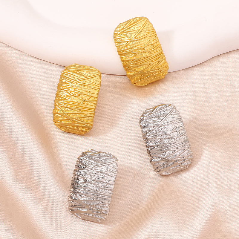 Elegantti Korvarengas jokaiseen tilaisuuteen