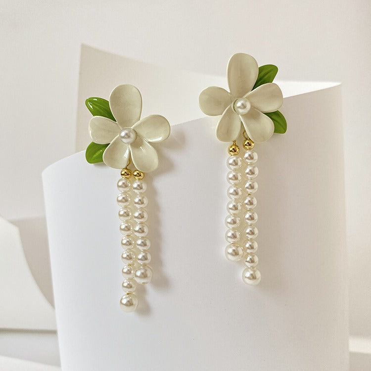 Upea Helmi Korvarengas päivittäiseen käyttöön