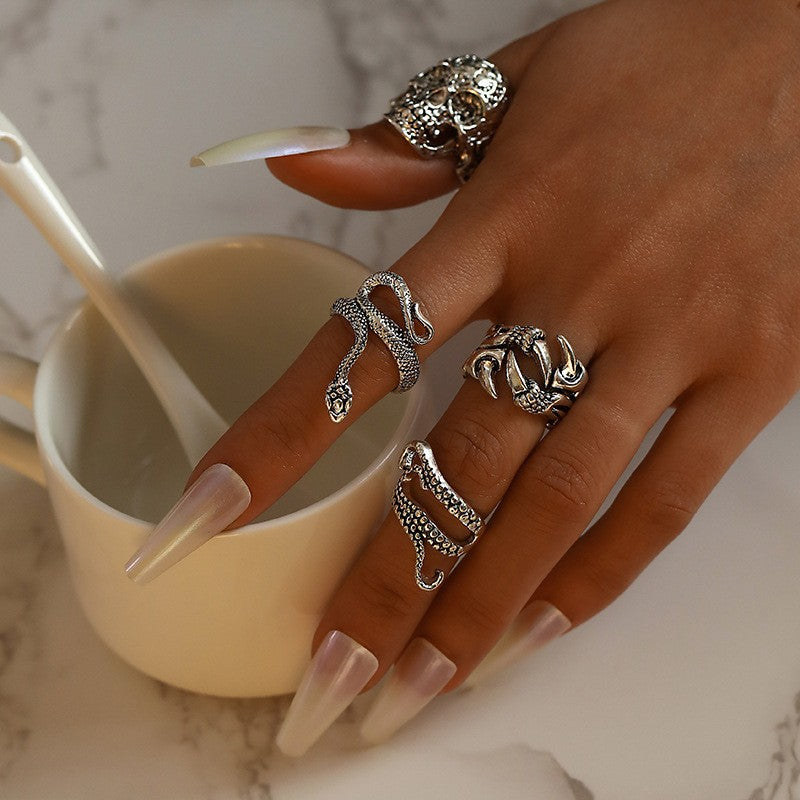 Klassinen Korusetti ajattomalla viehätyksellä