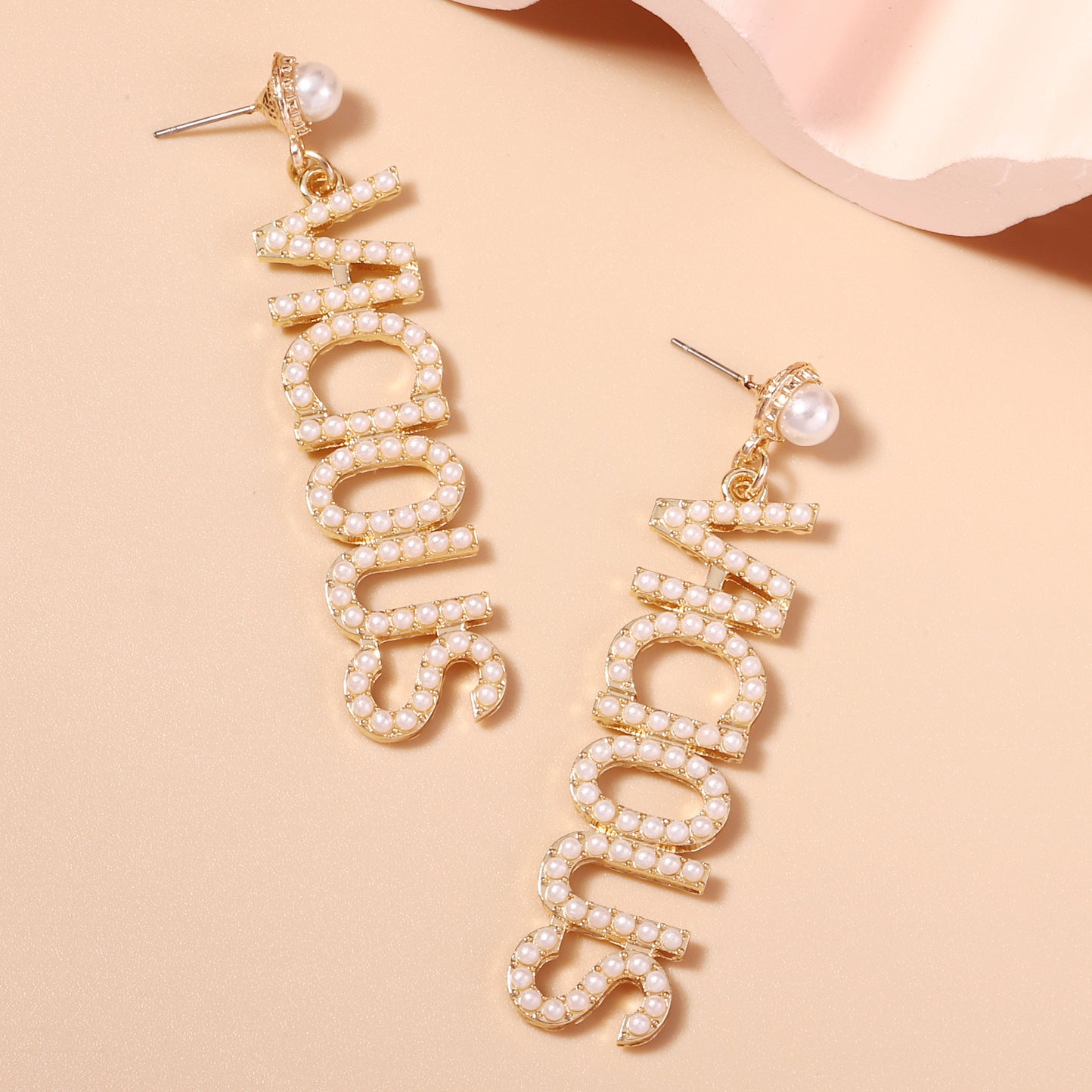 Upea Helmi Korvarengas päivittäiseen käyttöön