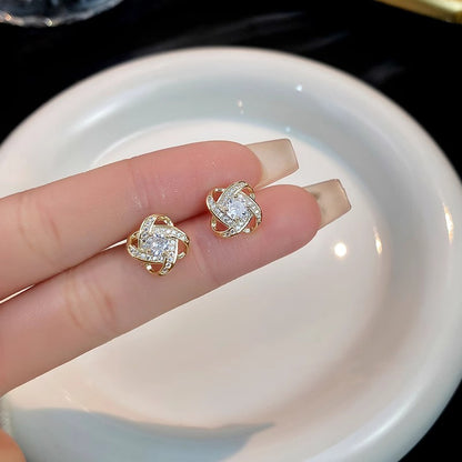 Romanttinen Korvarengas erityisiin hetkiin