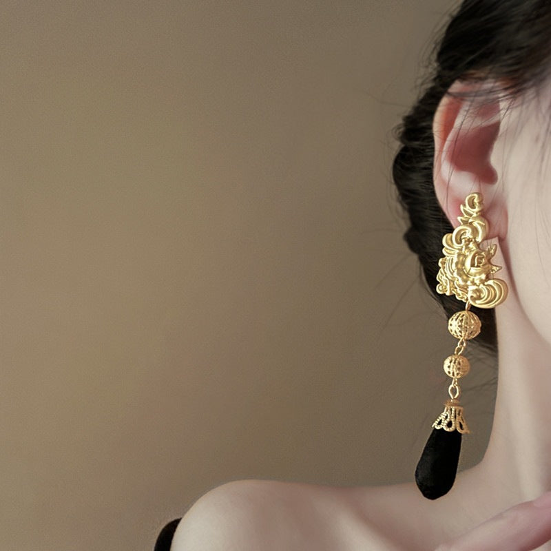 Klassinen Kulta Korvarengas ajattomalla viehätyksellä