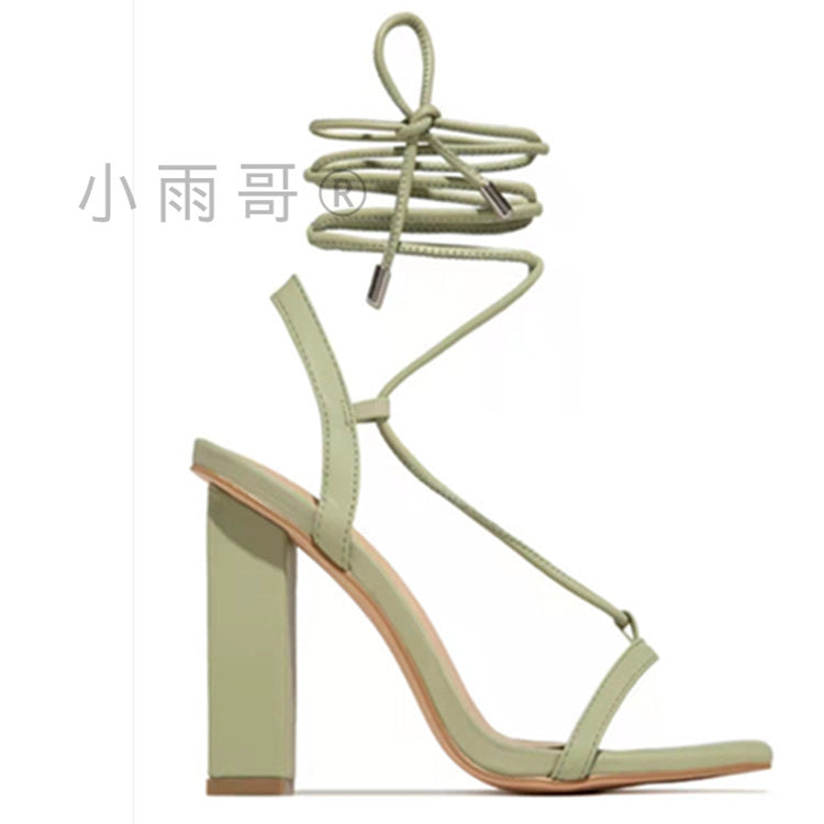 Klassiset Ortopediset Sandaalit Ajattomalla Tyylillä