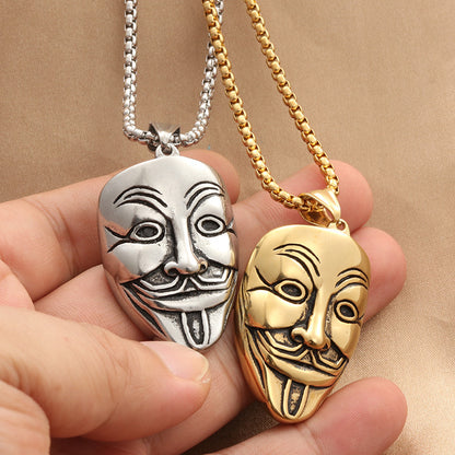 Klassinen Riipus ajattomalla viehätyksellä