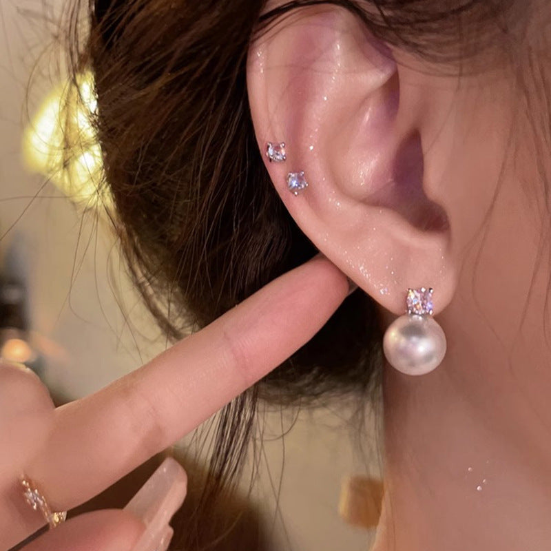 Hurmaava Helmi Korvarengas jokaiseen tilaisuuteen