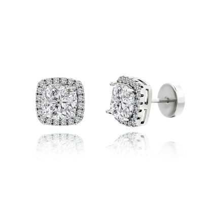 Kaunis Hopea Korvarengas ainutlaatuisella tyylillä