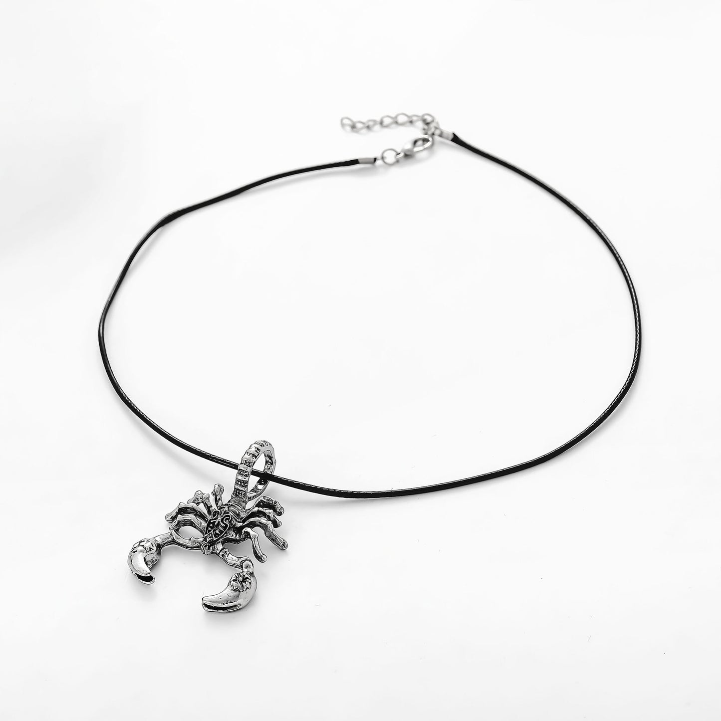 Käsintehty vintage Kaulakoru