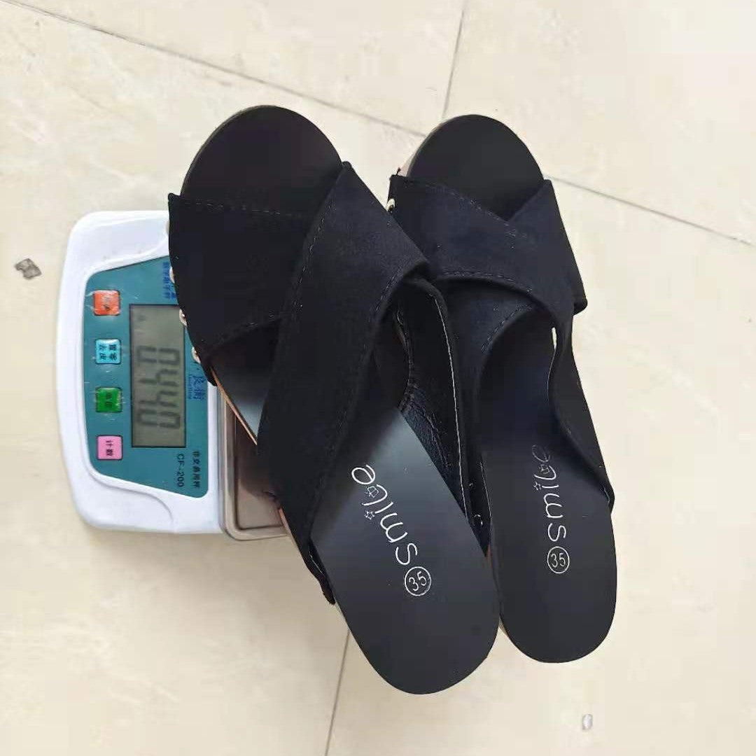 Klassiset Ortopediset Sandaalit Ajattomalla Tyylillä