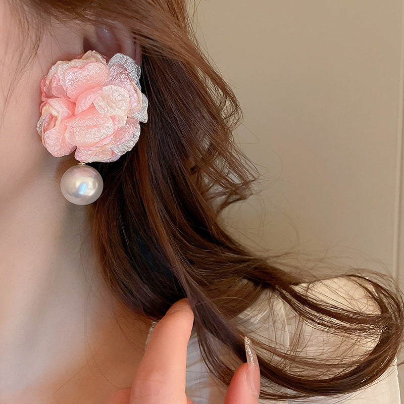 Elegantti Helmi Korvarengas jokaiseen tilaisuuteen