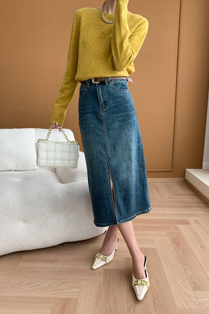 A Vintage Style Blouse with Delicate Timeless Details
