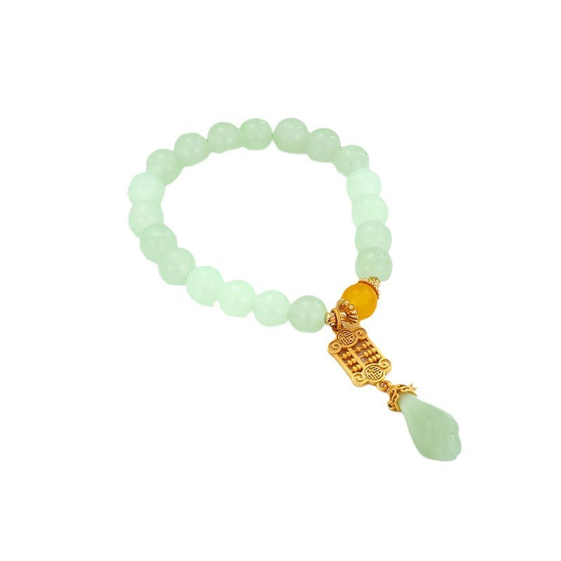 Klassinen Rannekoru ajattomalla viehätyksellä