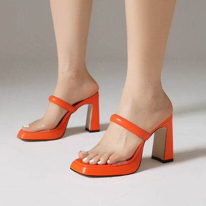 Tyylikkäät Ortopediset Sandaalit Ainutlaatuisella Muotoilulla