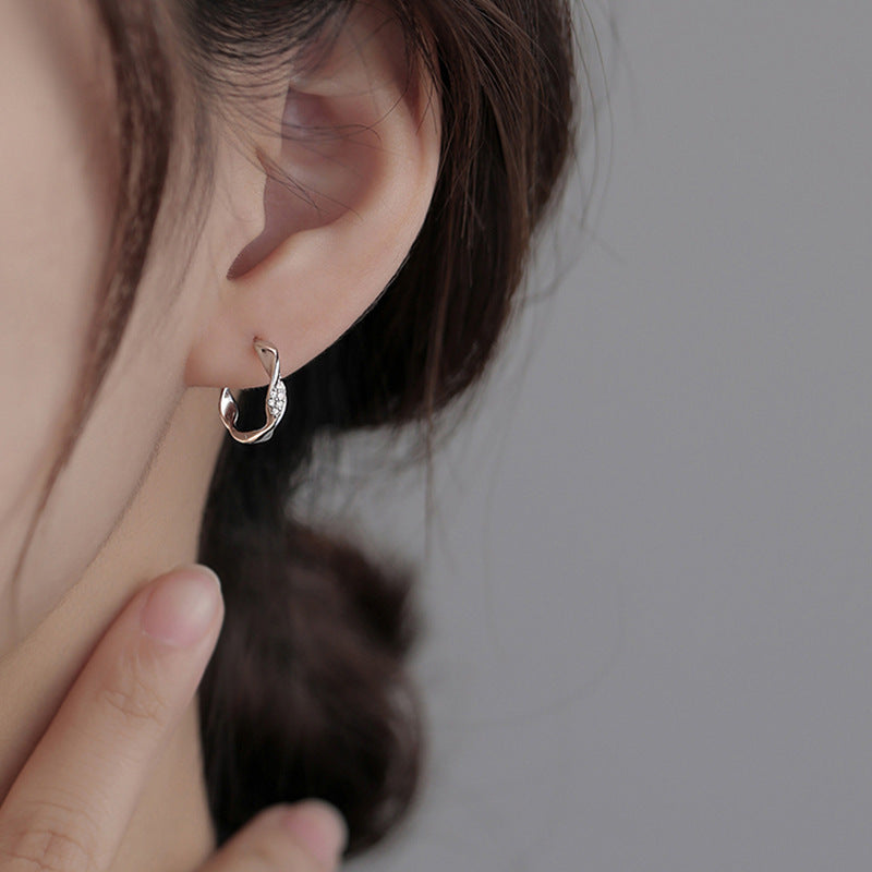 Elegantti Korvarengas jokaiseen tilaisuuteen