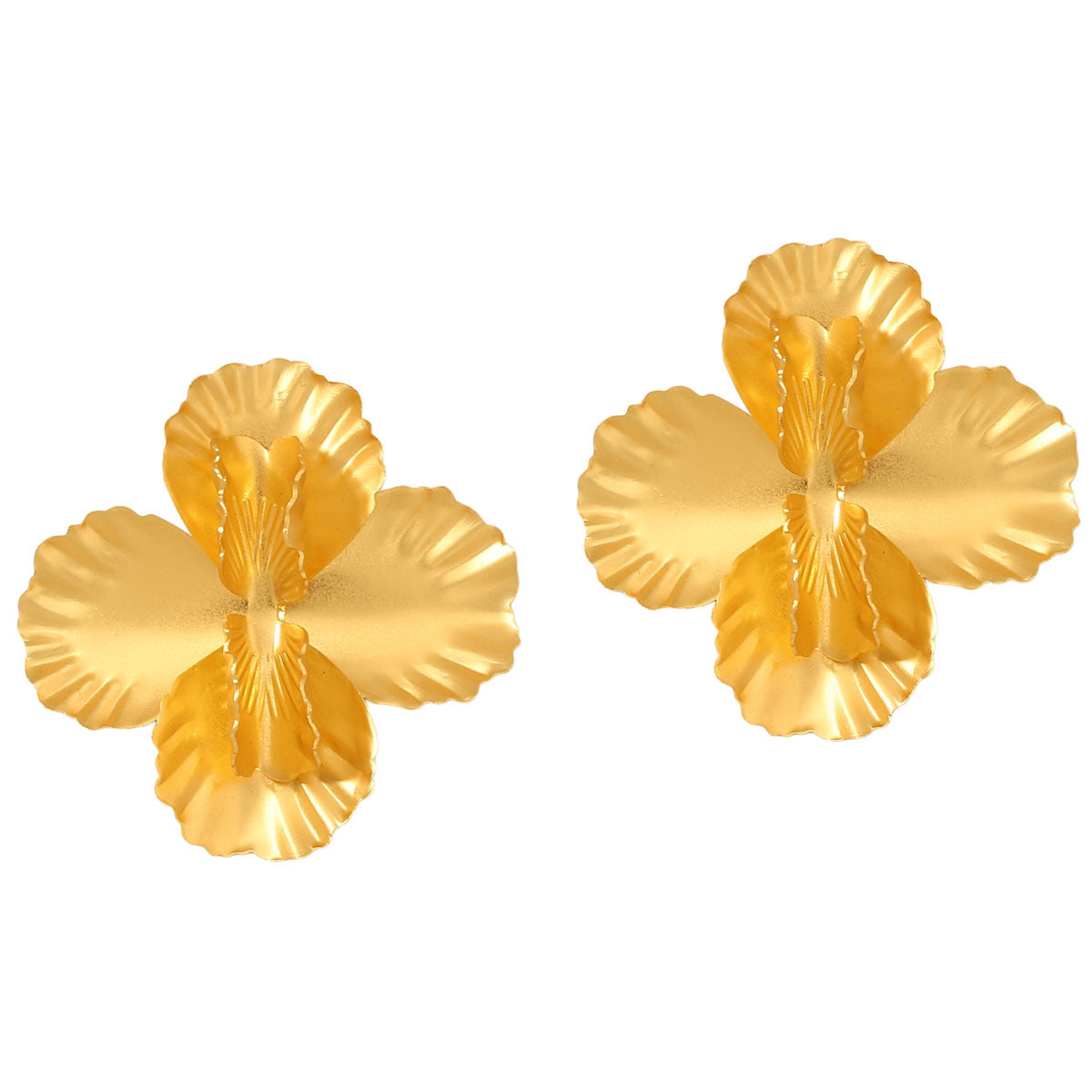 Kaunis Korvarengas ainutlaatuisella tyylillä