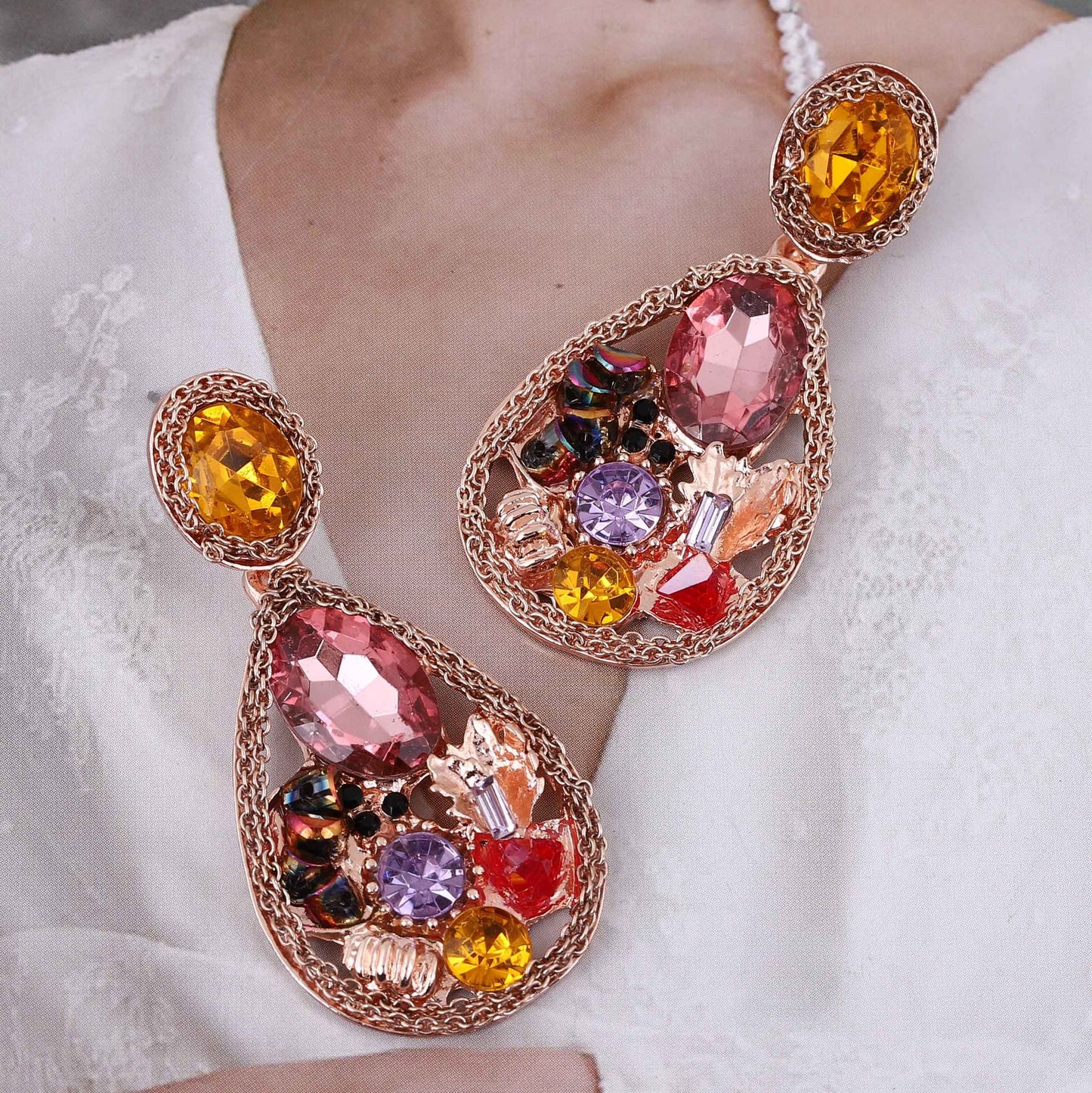 Klassinen Korvarengas ajattomalla viehätyksellä