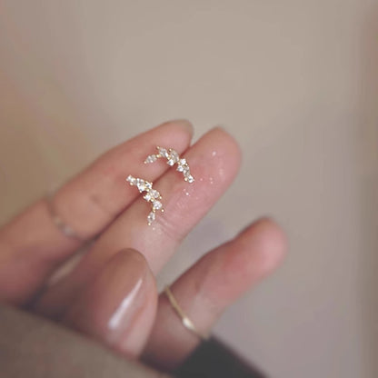 Kaunis Korvarengas ainutlaatuisella tyylillä