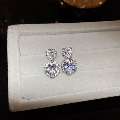 Romanttinen Korvarengas erityisiin hetkiin