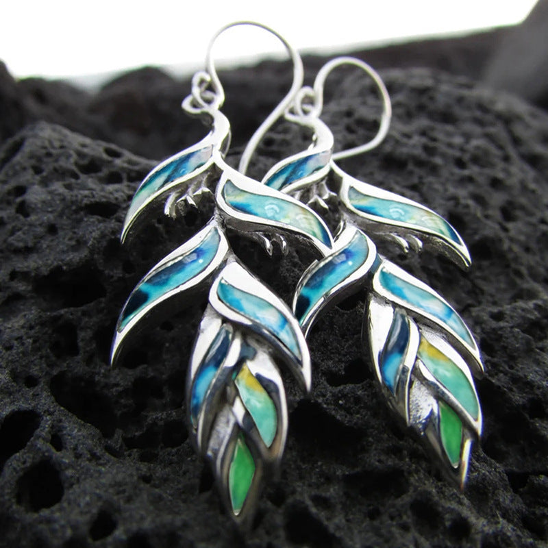 Kaunis Korvarengas ainutlaatuisella tyylillä