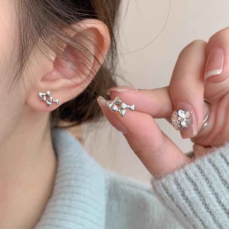 Kaunis Korvarengas ainutlaatuisella tyylillä