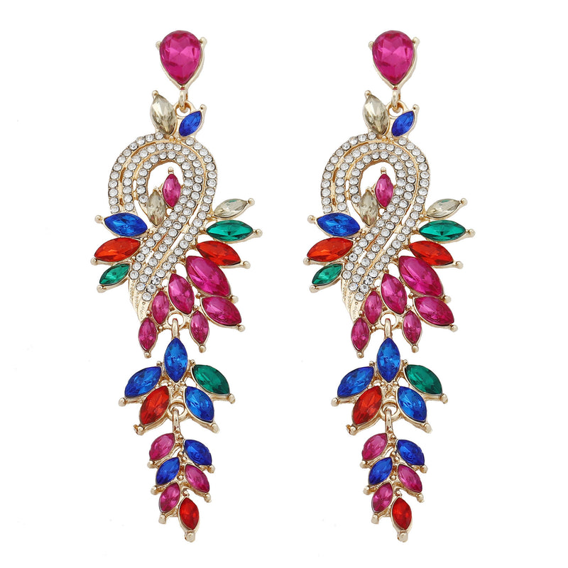 Kaunis Korvarengas ainutlaatuisella tyylillä