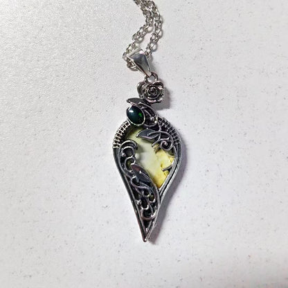 Käsintehty vintage Koru