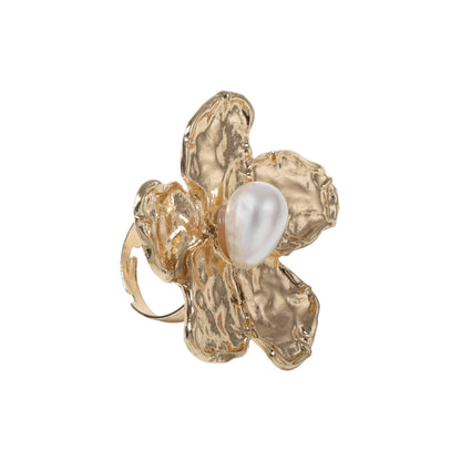 Hurmaava Helmi Sormus jokaiseen tilaisuuteen