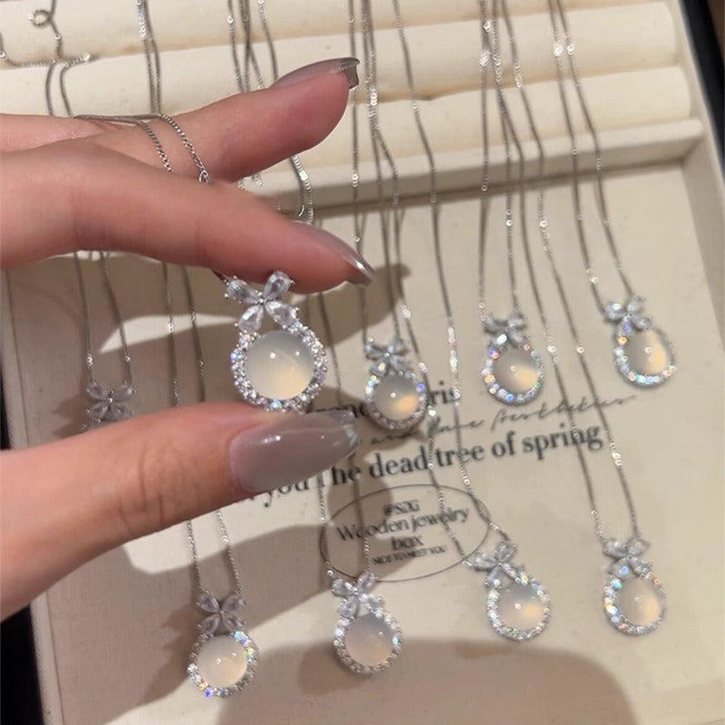 Herkkä käsityö Kaulakoru