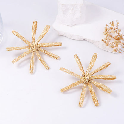 Elegantti Korvarengas jokaiseen tilaisuuteen