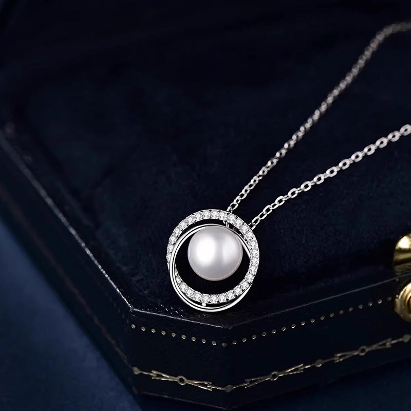 Herkkä käsityö Helmi Kaulakoru