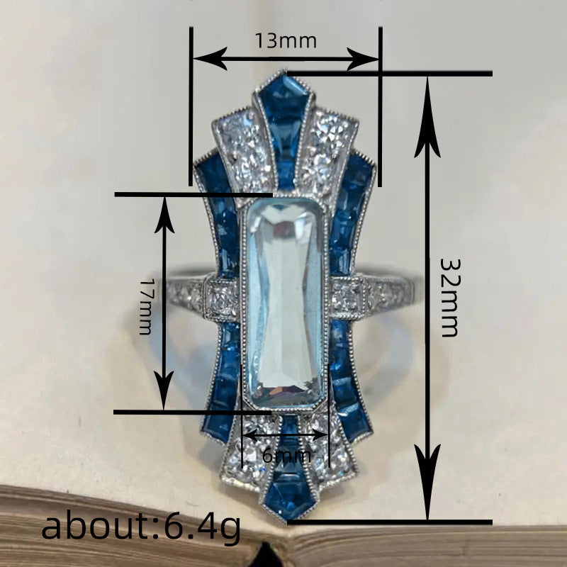 Kaunis Koru ainutlaatuisella tyylillä