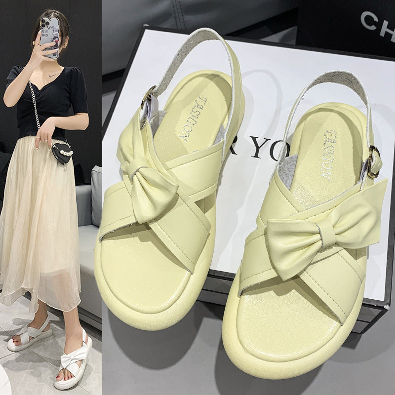 Tyylikkäät Ortopediset Sandaalit Ainutlaatuisella Muotoilulla