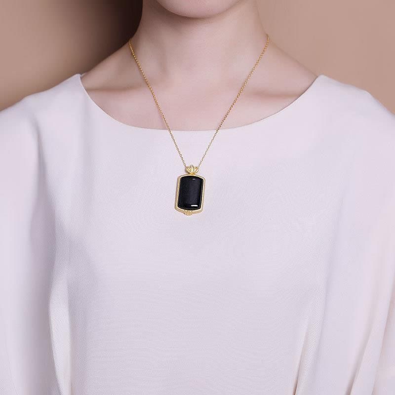 Herkkä käsityö Kulta Kaulakoru